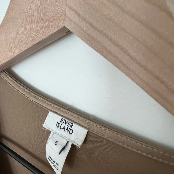 River Island Brown Satin Wrap Blouse - Women’s US Size 6 - Picture 3 of 5